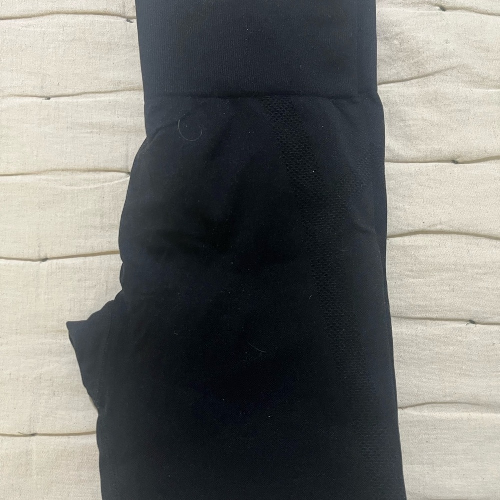 HALARA Black Leggings seamless buttlifting